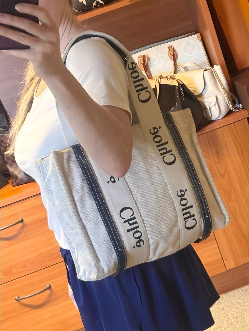 Adorable Chloe Woody Tote